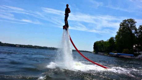 Lapu-Lapu City Offers New Watersport to Tourists; Flyboarding