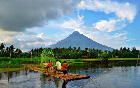 Newly Born Sumlang Lake Fast Drawing Tourists